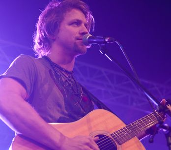 Žebřík 2011: Vítězil Tomáš Klus, speciální ocenění patří Tata Bojs